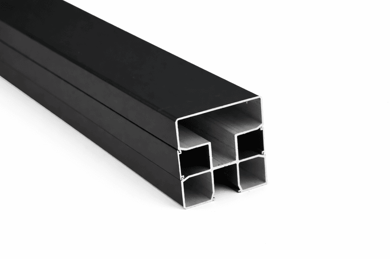 Poteau d'aluminium 2750mm x 75mm x 75mm noir